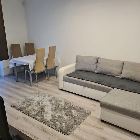 Verebes Apartman Дьёр Экстерьер фото